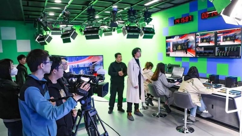 本地媒介投放，上海市场的精准策略